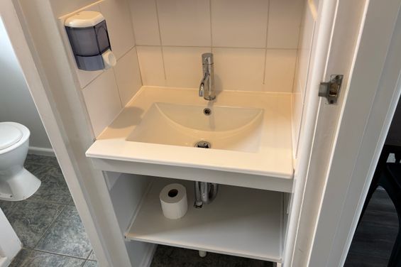 Bathroom%20b
